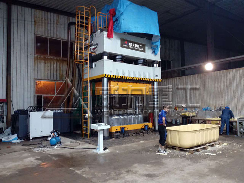 吉林2500吨玻璃钢化粪池压力机