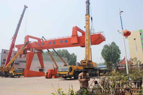 滕州液压机厂家山东威力重工新购置一台120t行车